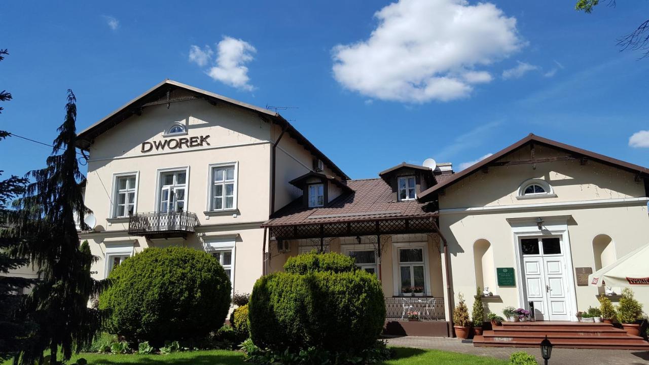 Hotel Dworek*** Skierniewice Esterno foto